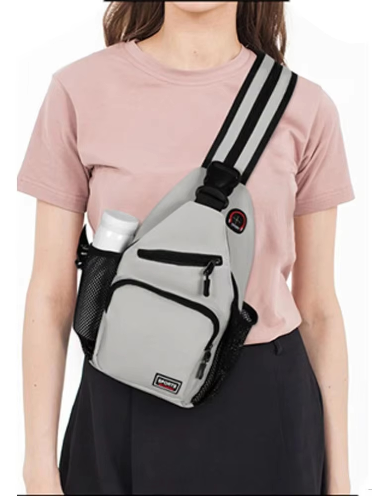 Multi-pocket Casual Chest Bag  - Sling Backpack Shoulder 评论和价格